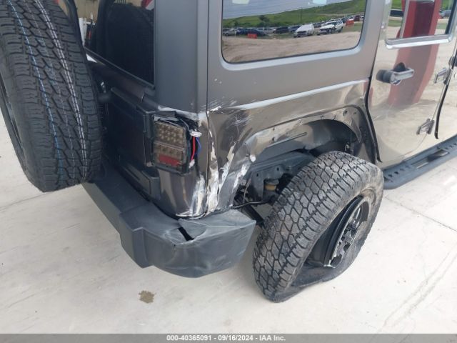 Photo 5 VIN: 1C4BJWDG6HL678312 - JEEP WRANGLER 