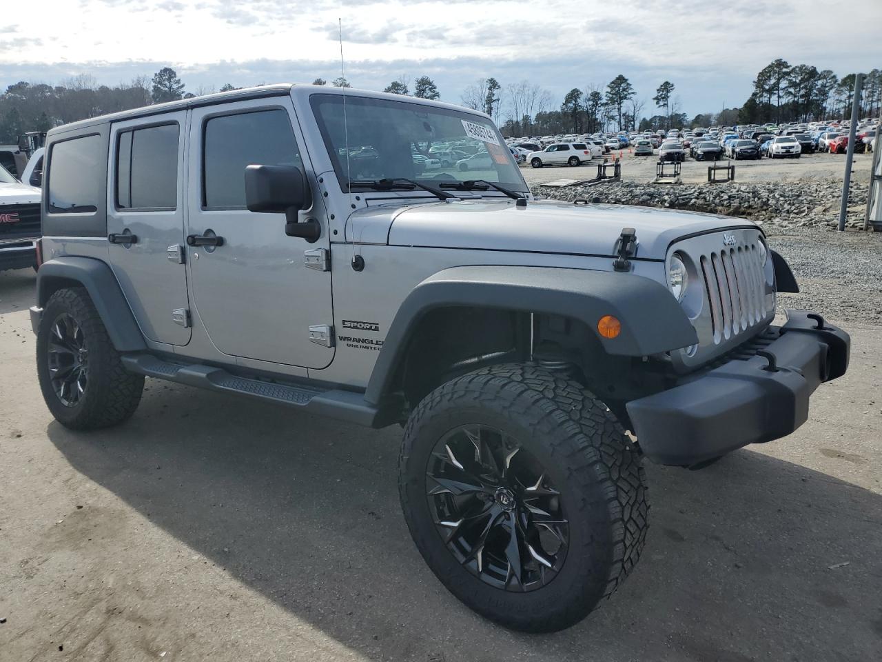 Photo 3 VIN: 1C4BJWDG6HL749332 - JEEP WRANGLER 