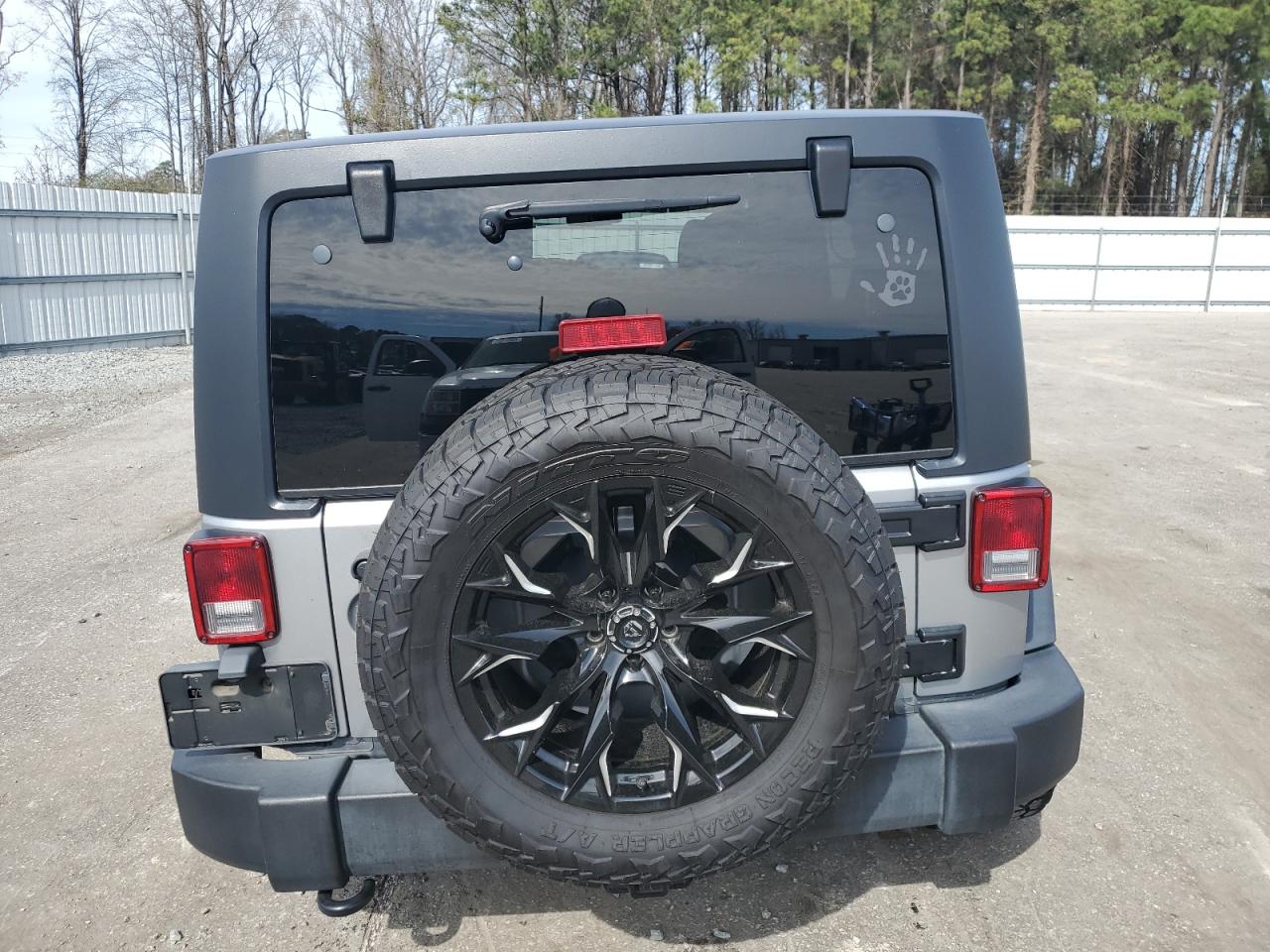 Photo 5 VIN: 1C4BJWDG6HL749332 - JEEP WRANGLER 