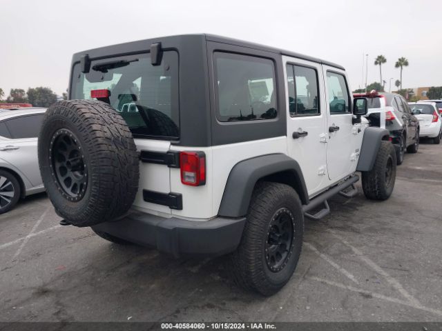 Photo 3 VIN: 1C4BJWDG6JL894926 - JEEP WRANGLER JK 