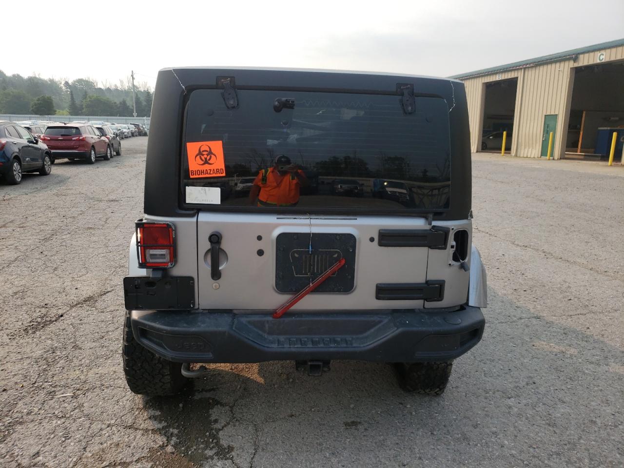 Photo 5 VIN: 1C4BJWDG6JL898703 - JEEP WRANGLER 