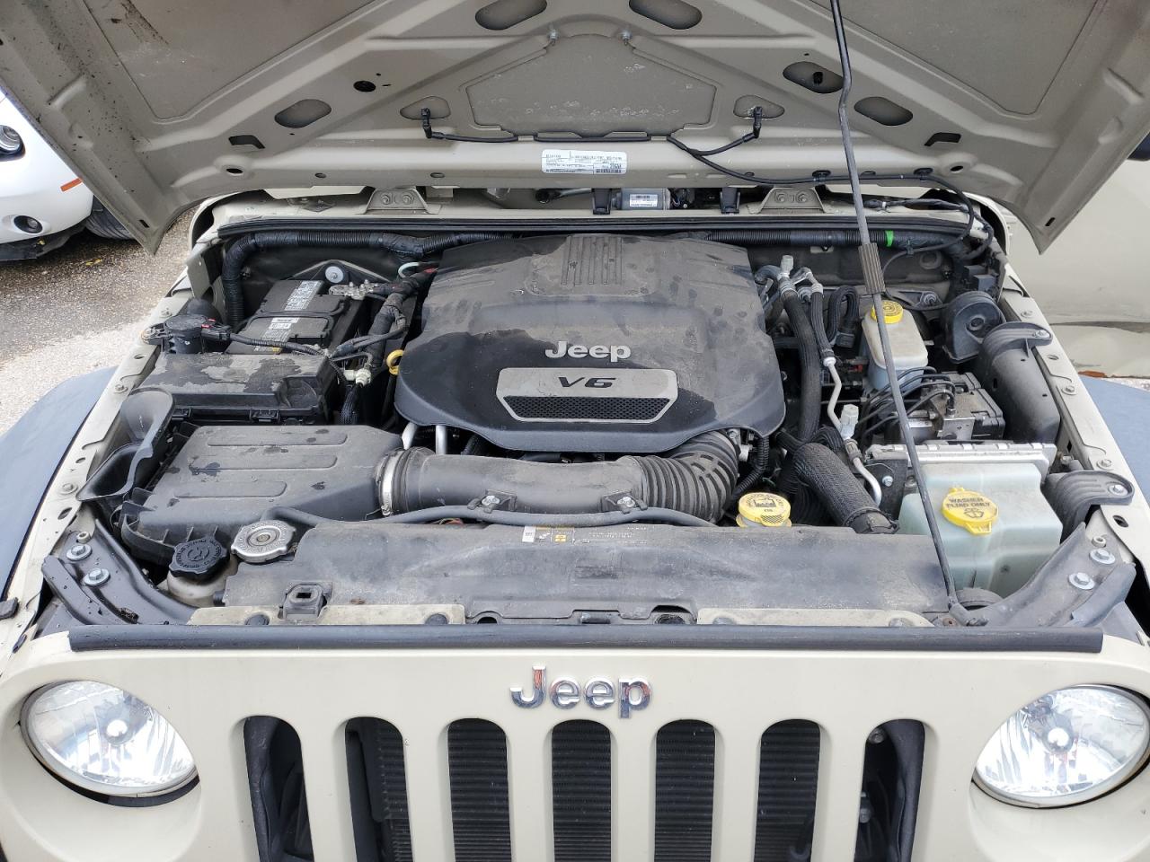 Photo 11 VIN: 1C4BJWDG6JL899284 - JEEP WRANGLER 