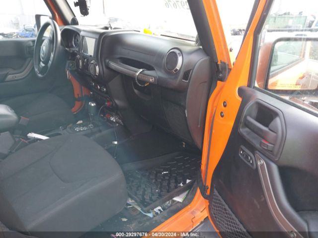 Photo 4 VIN: 1C4BJWDG7DL522421 - JEEP WRANGLER U 