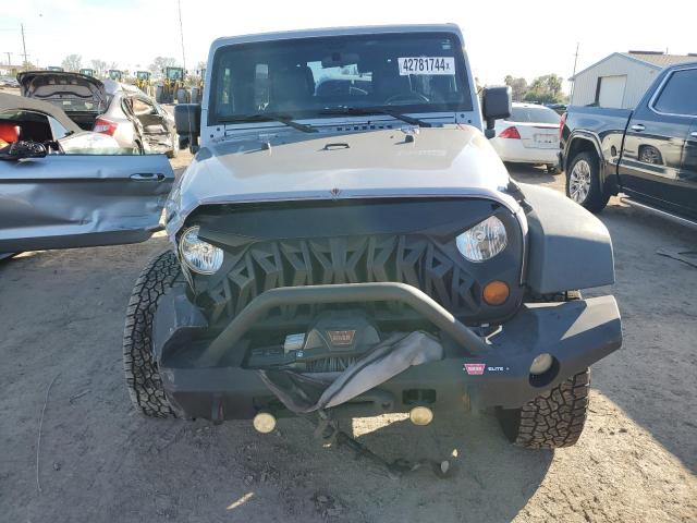 Photo 4 VIN: 1C4BJWDG7DL641280 - JEEP WRANGLER 