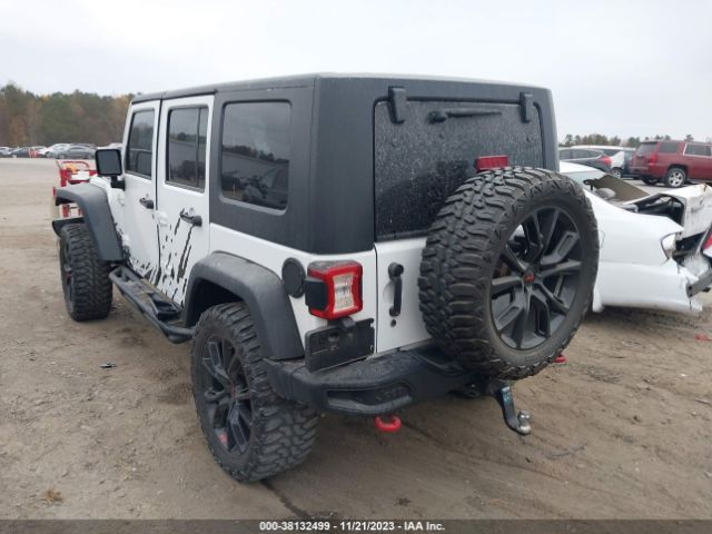 Photo 2 VIN: 1C4BJWDG7DL701543 - JEEP WRANGLER UNLIMITED 