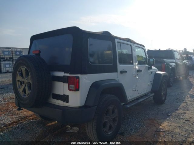 Photo 3 VIN: 1C4BJWDG7FL520140 - JEEP WRANGLER UNLIMITED 