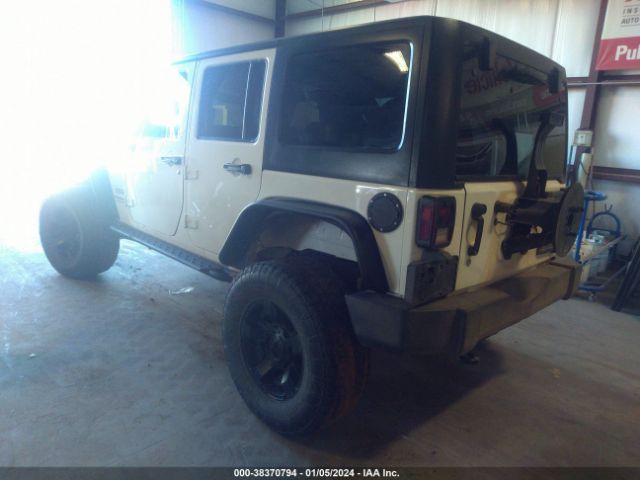 Photo 2 VIN: 1C4BJWDG7FL521675 - JEEP WRANGLER UNLIMITED 