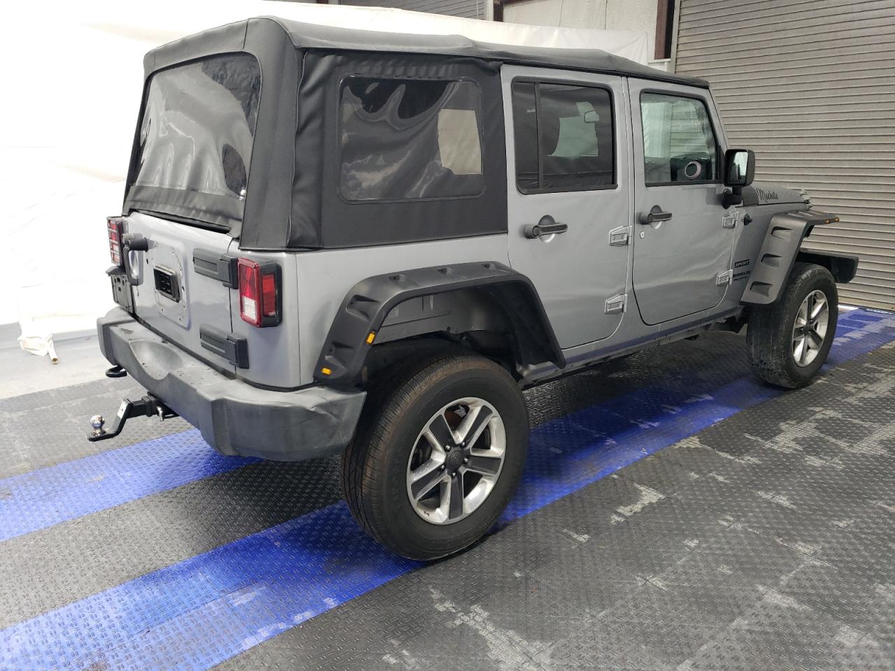 Photo 2 VIN: 1C4BJWDG7FL622358 - JEEP WRANGLER 