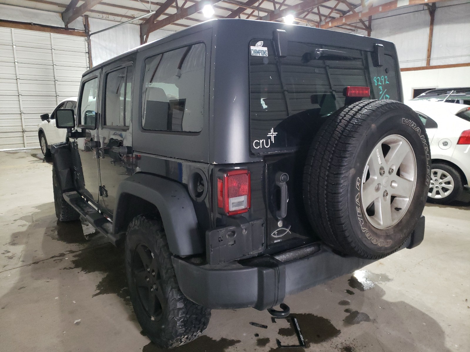 Photo 2 VIN: 1C4BJWDG7FL658292 - JEEP WRANGLER U 