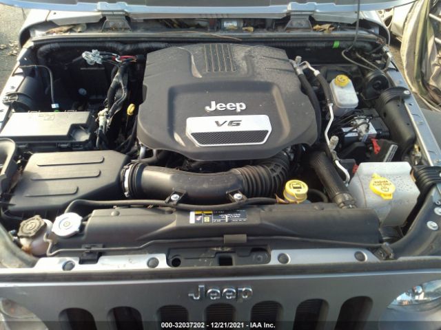 Photo 9 VIN: 1C4BJWDG7HL527091 - JEEP WRANGLER UNLIMITED 