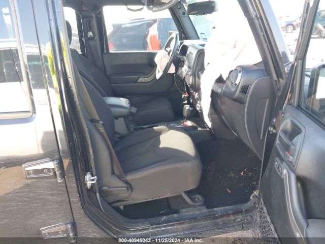 Photo 4 VIN: 1C4BJWDG7HL636019 - JEEP WRANGLER 