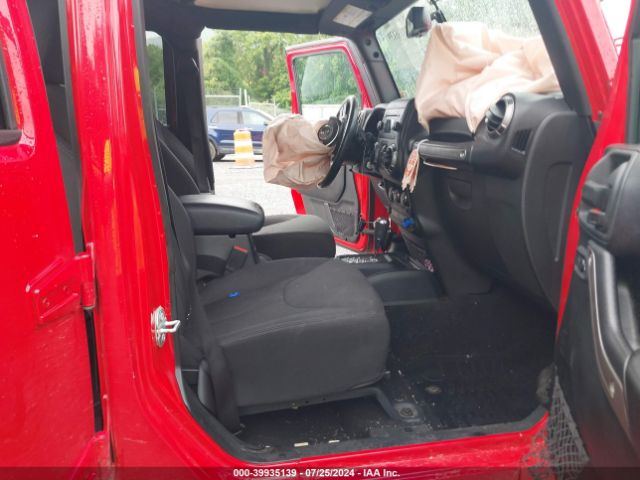 Photo 4 VIN: 1C4BJWDG7JL803694 - JEEP WRANGLER JK 