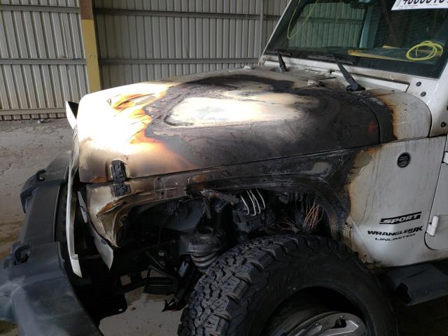 Photo 8 VIN: 1C4BJWDG7JL807454 - JEEP WRANGLER U 