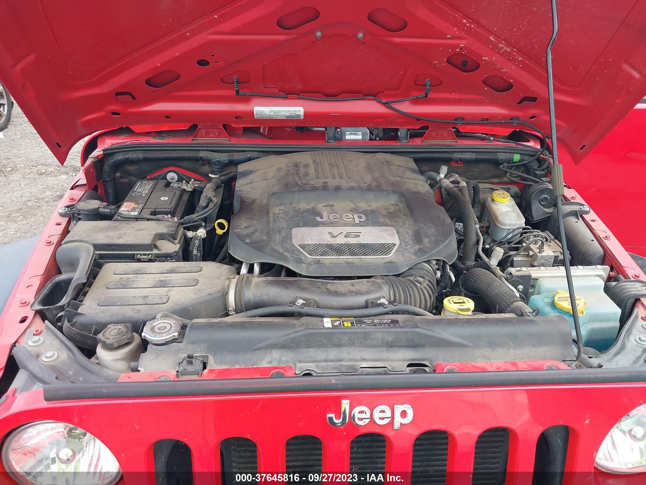 Photo 9 VIN: 1C4BJWDG7JL882980 - JEEP WRANGLER 