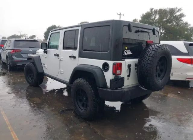 Photo 2 VIN: 1C4BJWDG7JL895681 - JEEP WRANGLER 