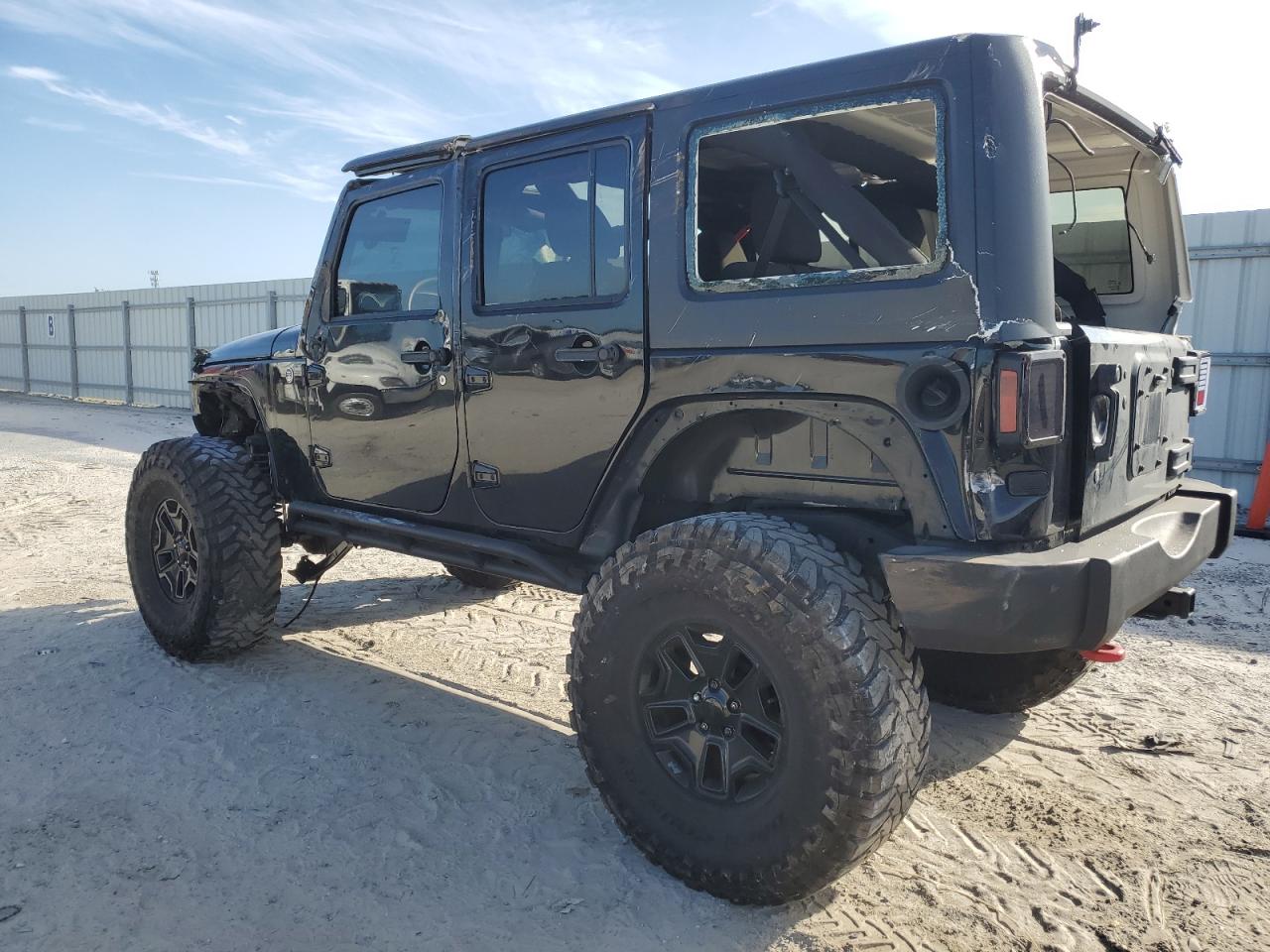 Photo 1 VIN: 1C4BJWDG8CL171811 - JEEP WRANGLER 