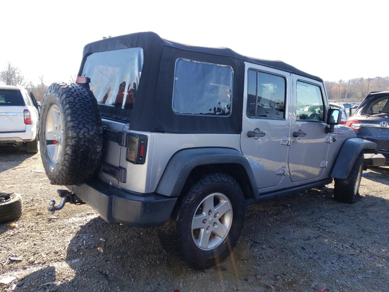 Photo 2 VIN: 1C4BJWDG8EL121235 - JEEP WRANGLER 