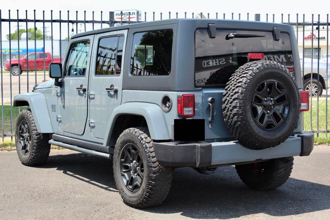 Photo 2 VIN: 1C4BJWDG8EL267280 - JEEP WRANGLER U 