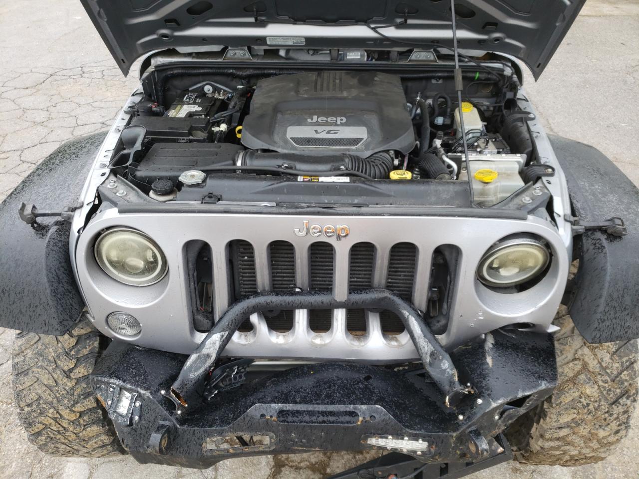 Photo 11 VIN: 1C4BJWDG8EL313237 - JEEP WRANGLER 