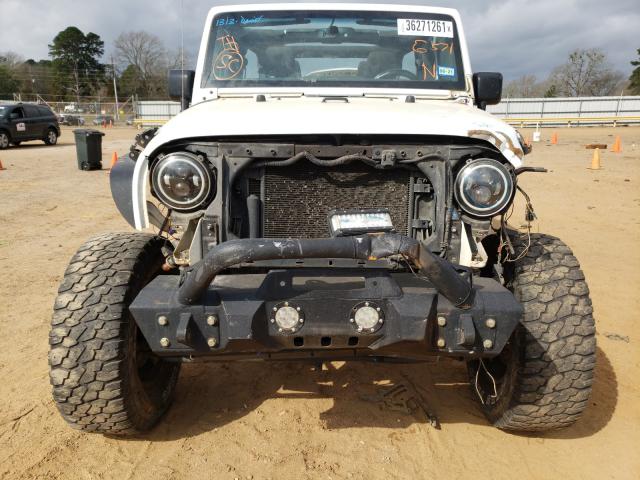 Photo 8 VIN: 1C4BJWDG8FL686571 - JEEP WRANGLER U 