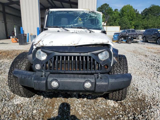 Photo 4 VIN: 1C4BJWDG8FL695612 - JEEP WRANGLER U 