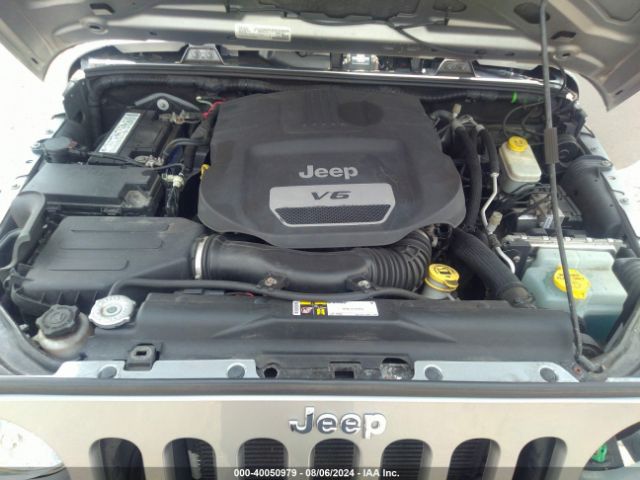 Photo 9 VIN: 1C4BJWDG8GL158448 - JEEP WRANGLER 