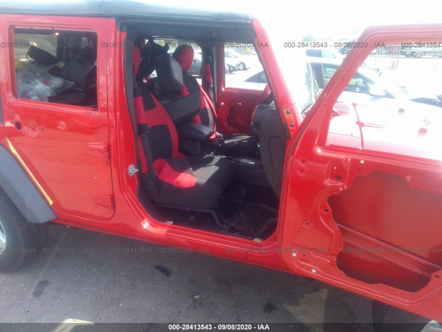 Photo 5 VIN: 1C4BJWDG8GL270442 - JEEP WRANGLER UNLIMITED 