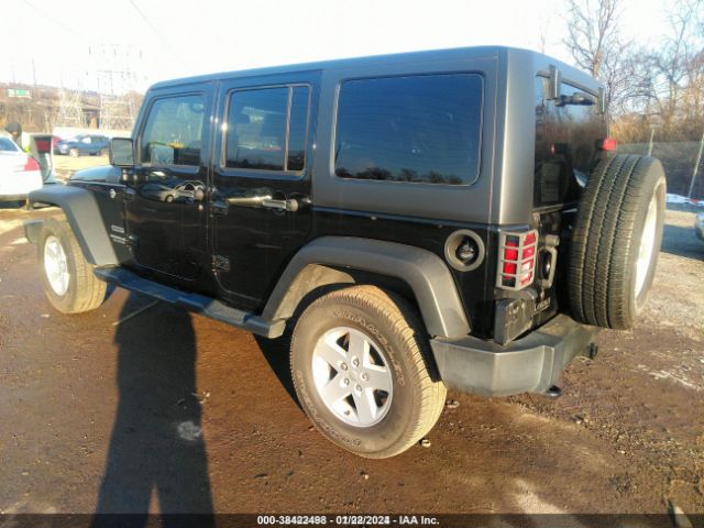 Photo 2 VIN: 1C4BJWDG8HL690607 - JEEP WRANGLER UNLIMITED 