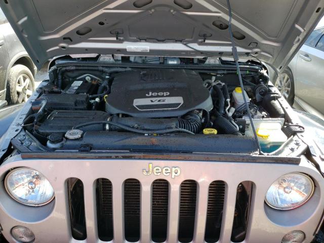 Photo 6 VIN: 1C4BJWDG8JL828880 - JEEP WRANGLER U 