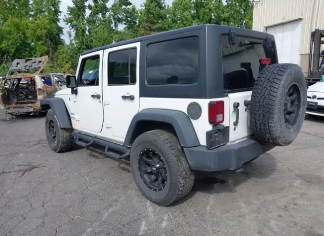 Photo 2 VIN: 1C4BJWDG8JL890327 - JEEP WRANGLER JK UNLIMITED 