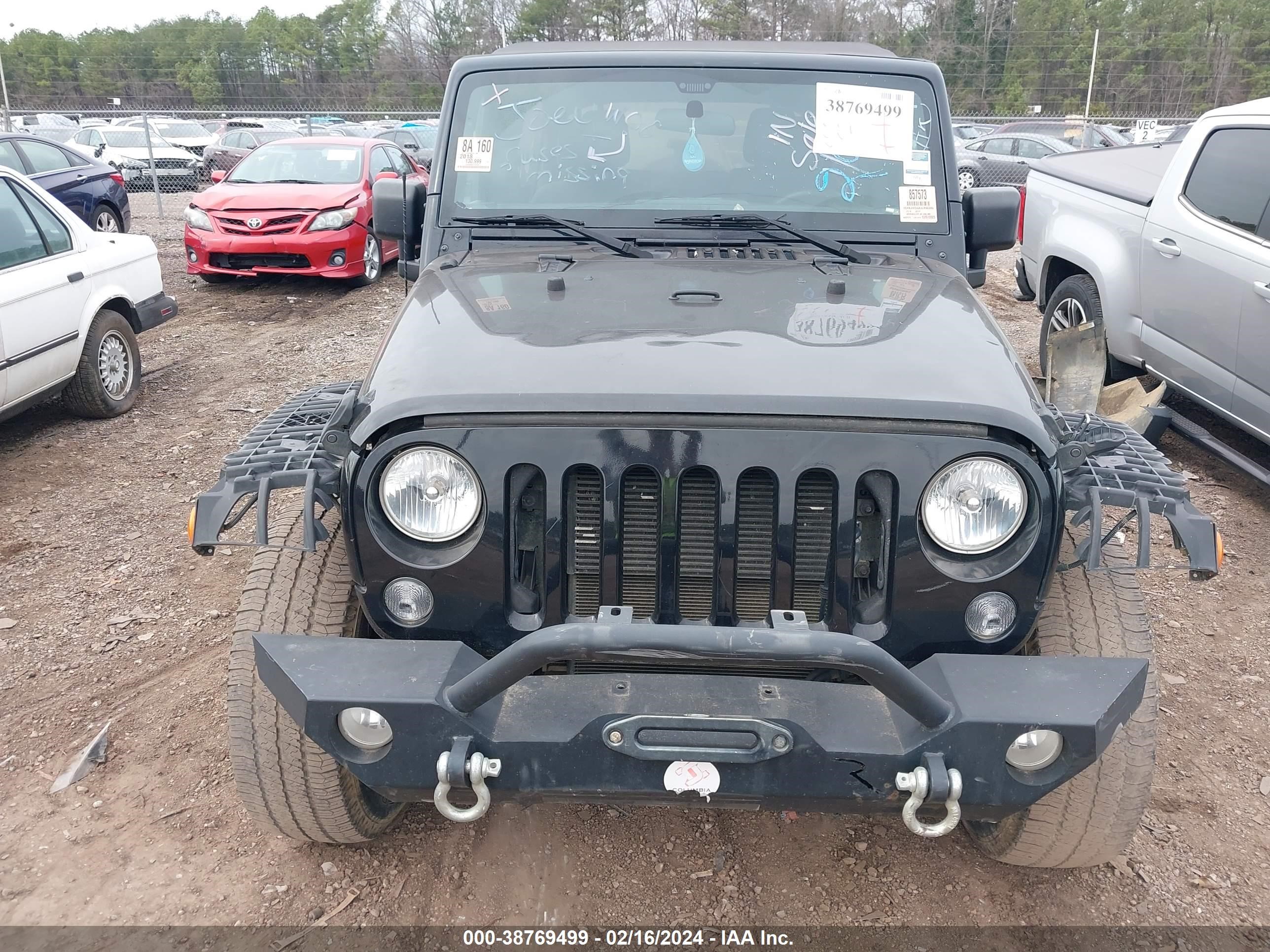 Photo 11 VIN: 1C4BJWDG8JL896385 - JEEP WRANGLER 