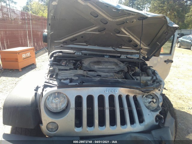 Photo 9 VIN: 1C4BJWDG8JL911354 - JEEP WRANGLER JK UNLIMITED 