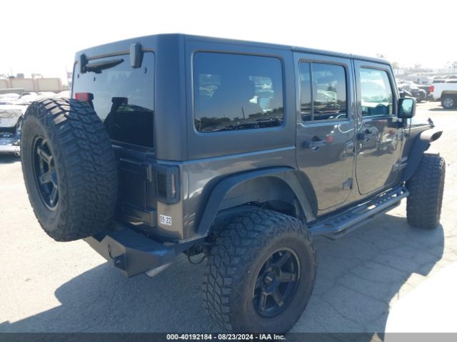 Photo 3 VIN: 1C4BJWDG8JL926601 - JEEP WRANGLER JK 