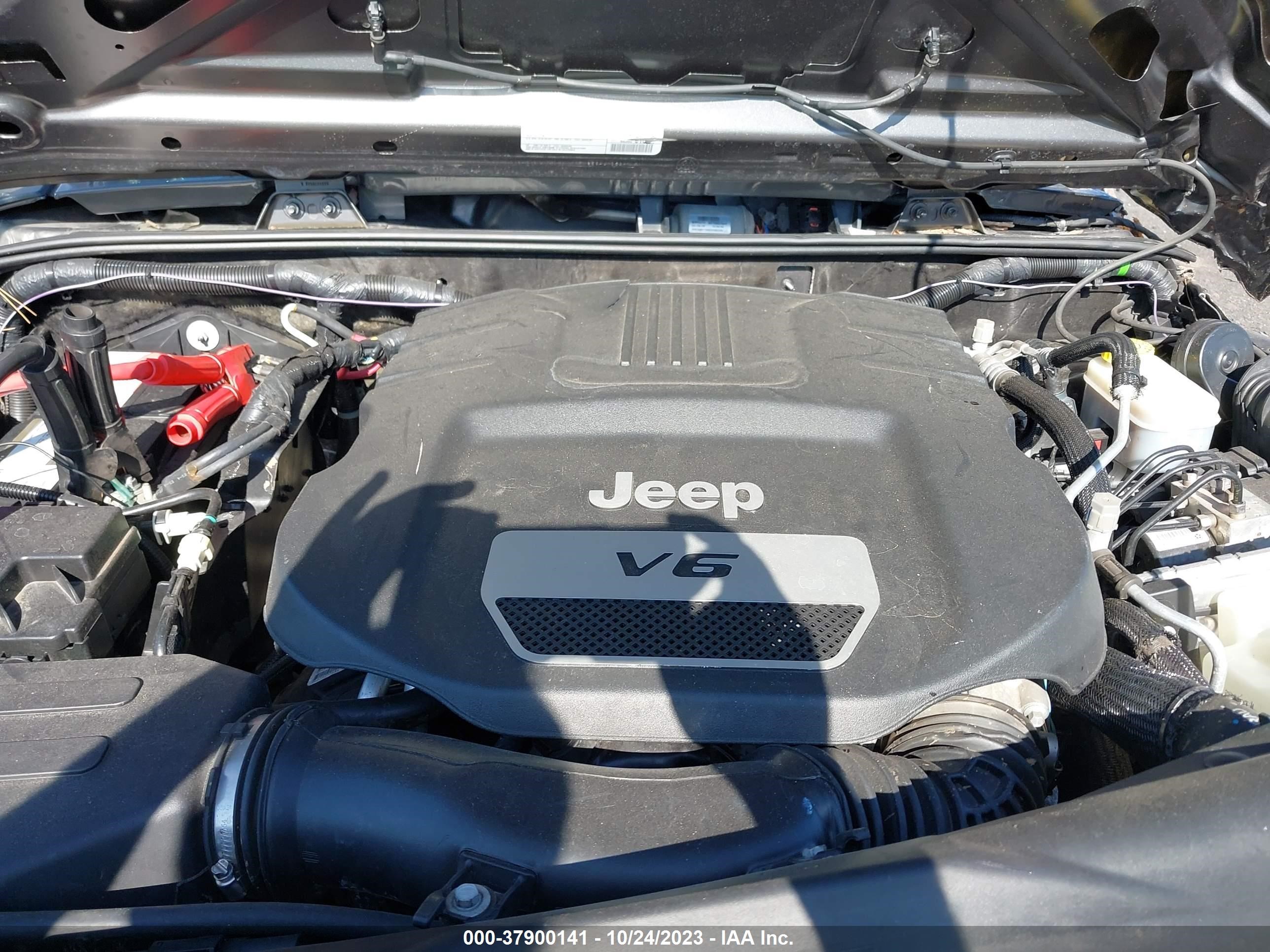 Photo 9 VIN: 1C4BJWDG8JL926629 - JEEP WRANGLER 