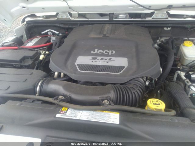 Photo 9 VIN: 1C4BJWDG9CL122858 - JEEP WRANGLER UNLIMITED 