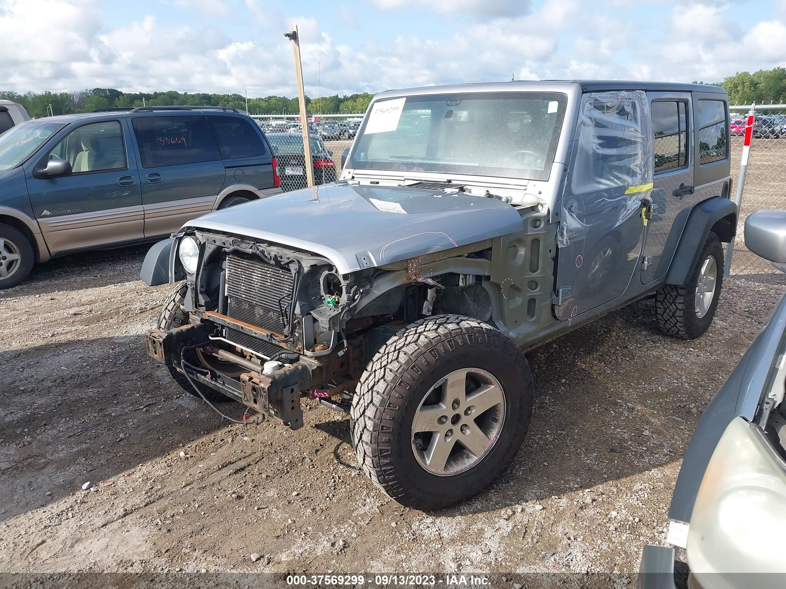 Photo 1 VIN: 1C4BJWDG9DL634573 - JEEP WRANGLER 