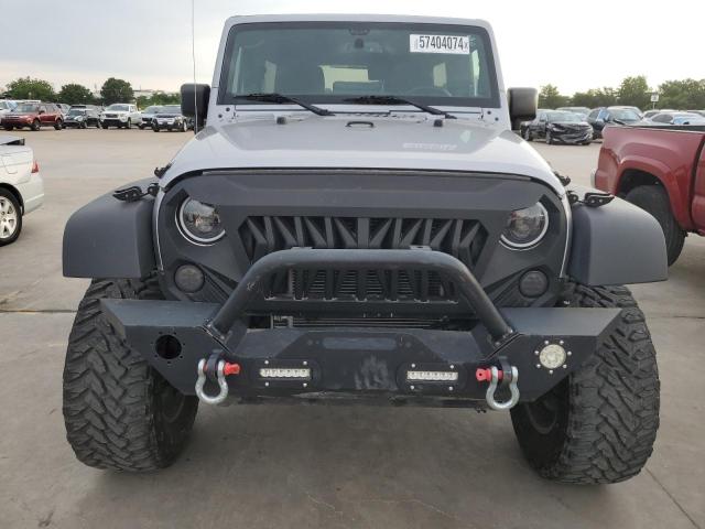 Photo 4 VIN: 1C4BJWDG9FL540809 - JEEP WRANGLER 