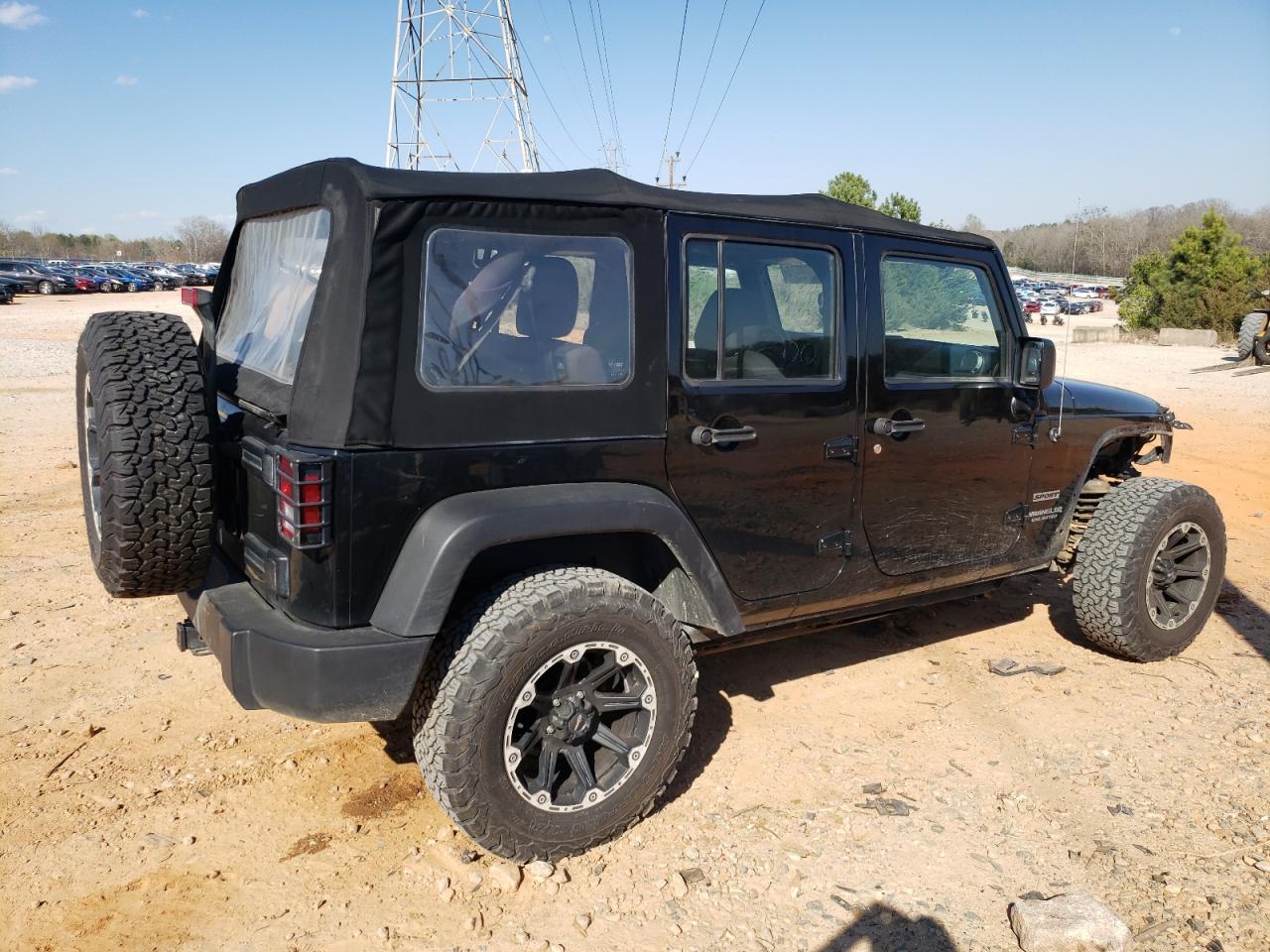 Photo 2 VIN: 1C4BJWDG9FL609773 - JEEP WRANGLER 