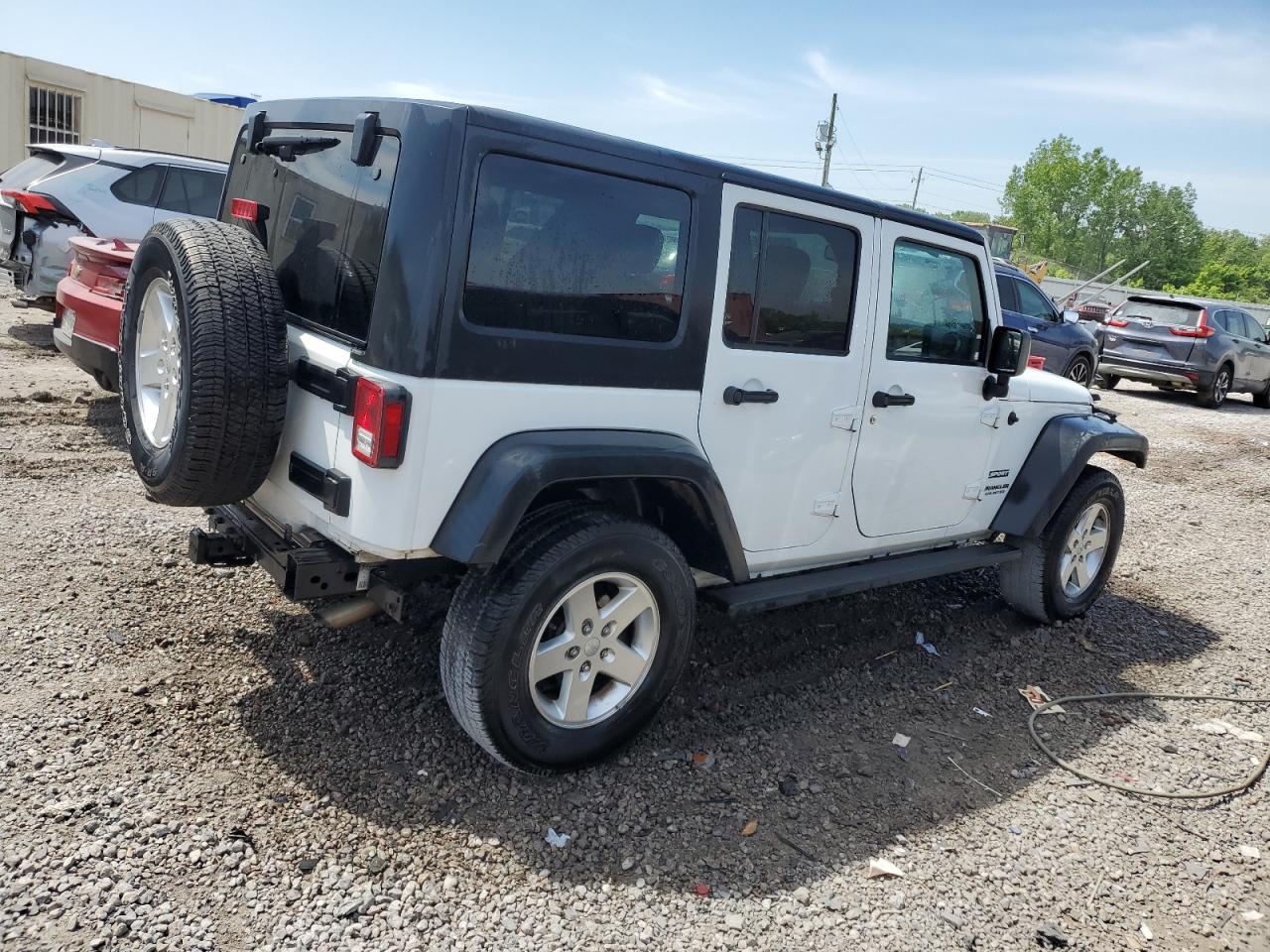 Photo 2 VIN: 1C4BJWDG9GL191233 - JEEP WRANGLER 