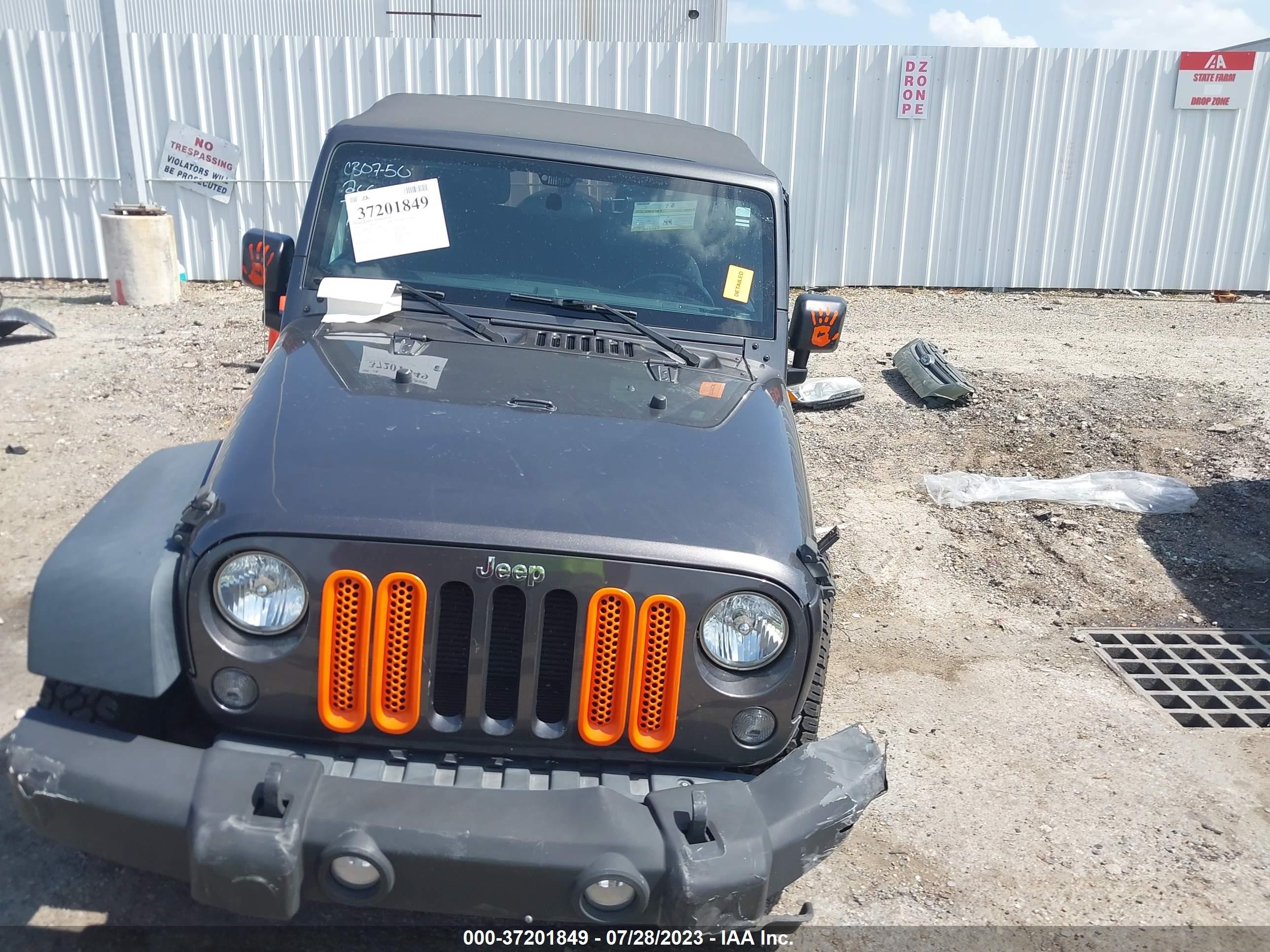 Photo 11 VIN: 1C4BJWDG9GL235098 - JEEP WRANGLER 