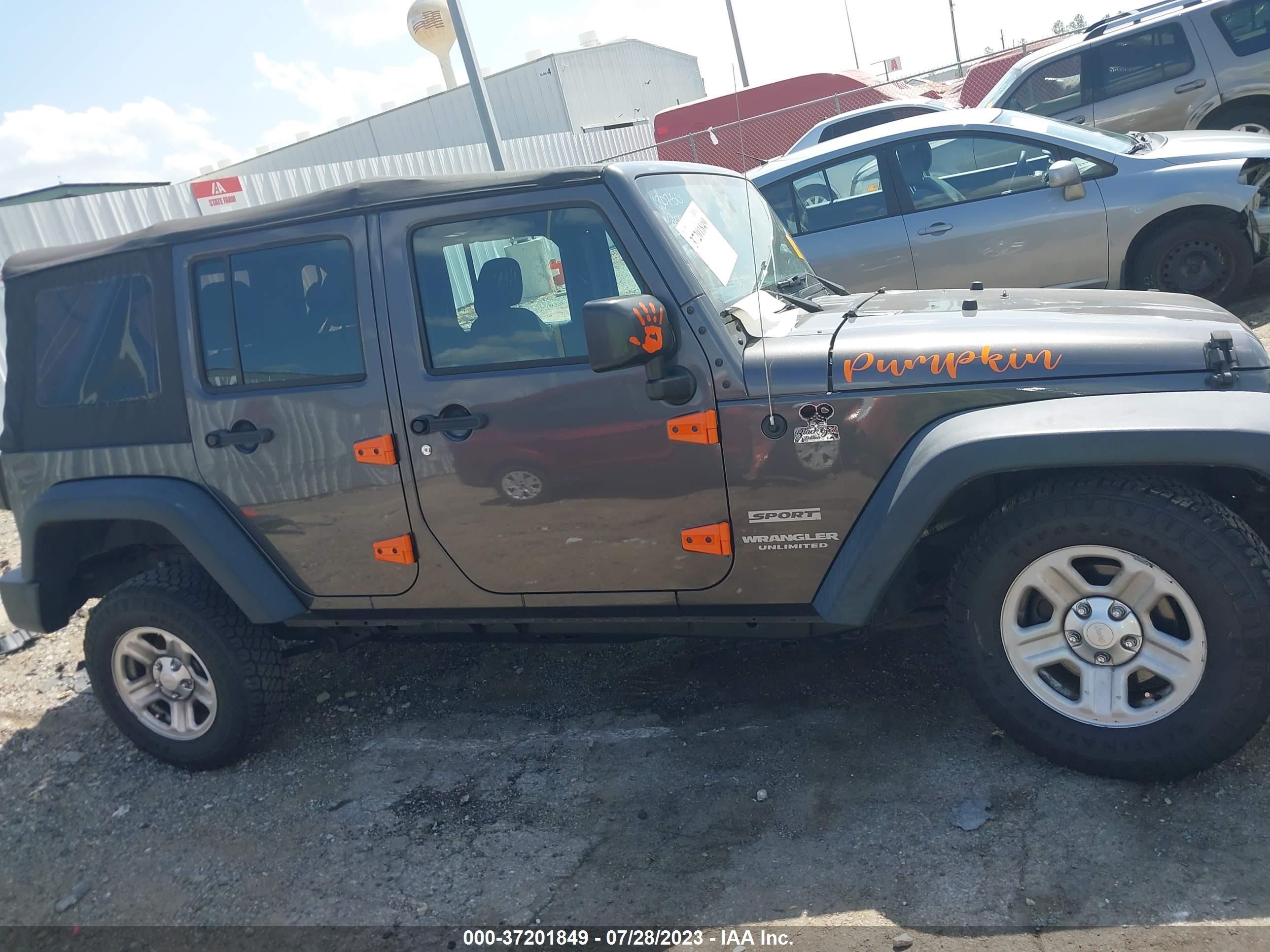 Photo 12 VIN: 1C4BJWDG9GL235098 - JEEP WRANGLER 