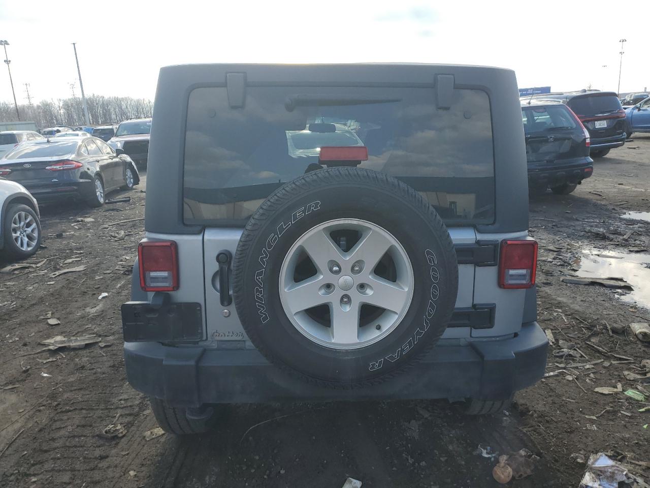 Photo 5 VIN: 1C4BJWDG9GL345584 - JEEP WRANGLER 