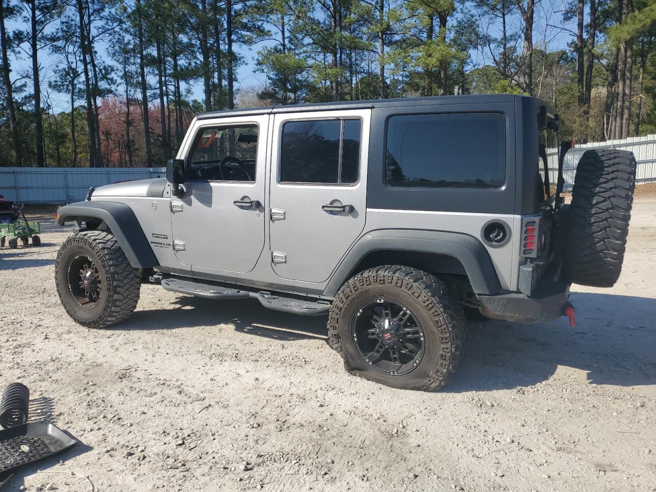 Photo 1 VIN: 1C4BJWDG9HL618282 - JEEP WRANGLER 