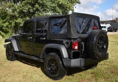 Photo 2 VIN: 1C4BJWDG9JL879546 - JEEP WRANGLER U 