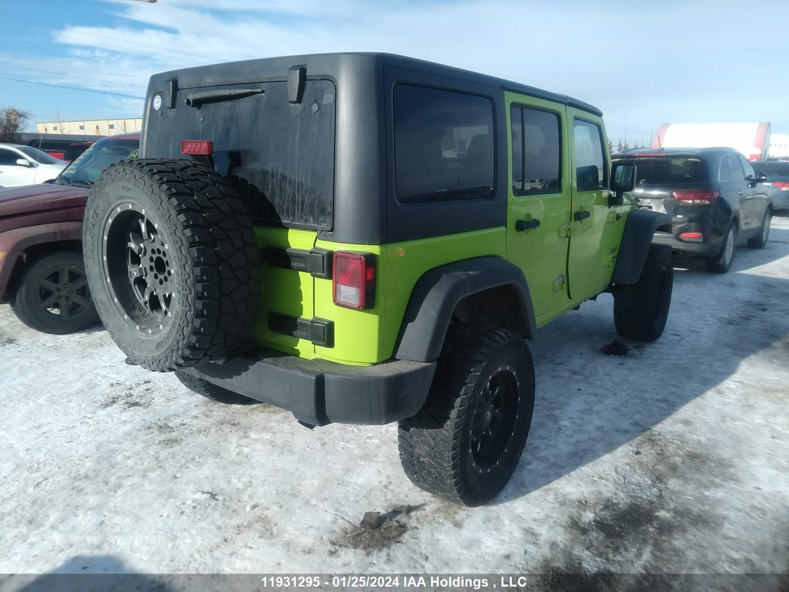 Photo 3 VIN: 1C4BJWDGXDL532490 - JEEP WRANGLER 