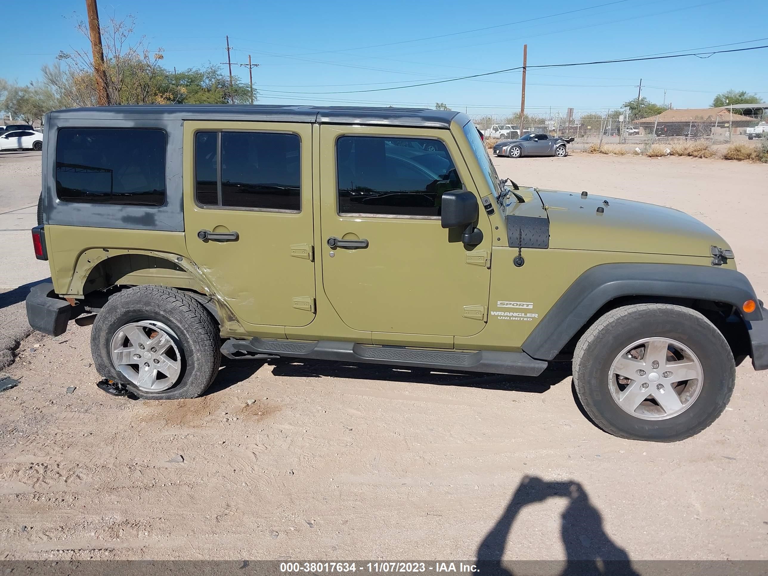 Photo 12 VIN: 1C4BJWDGXDL543814 - JEEP WRANGLER 