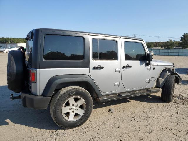 Photo 2 VIN: 1C4BJWDGXDL605695 - JEEP WRANGLER U 