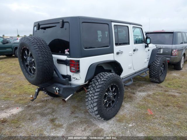 Photo 3 VIN: 1C4BJWDGXFL637792 - JEEP WRANGLER 