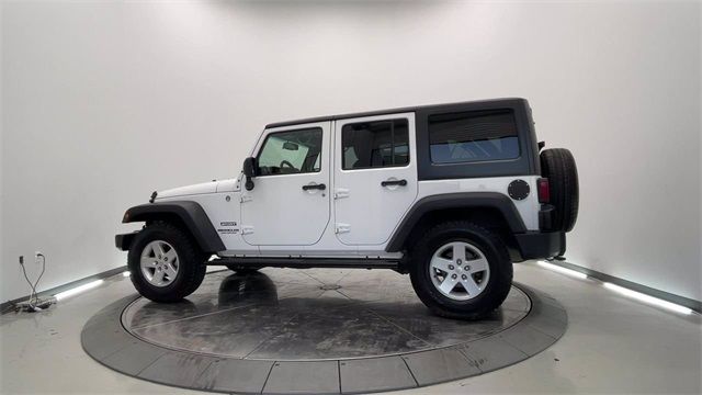 Photo 6 VIN: 1C4BJWDGXFL762789 - JEEP WRANGLER UNLIMITED 