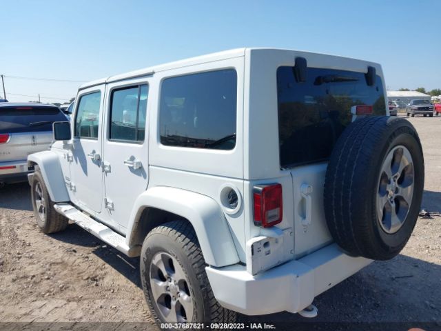 Photo 2 VIN: 1C4BJWDGXGL133504 - JEEP WRANGLER UNLIMITED 